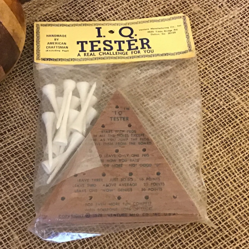 Venture vintage 1975 IQ Tester